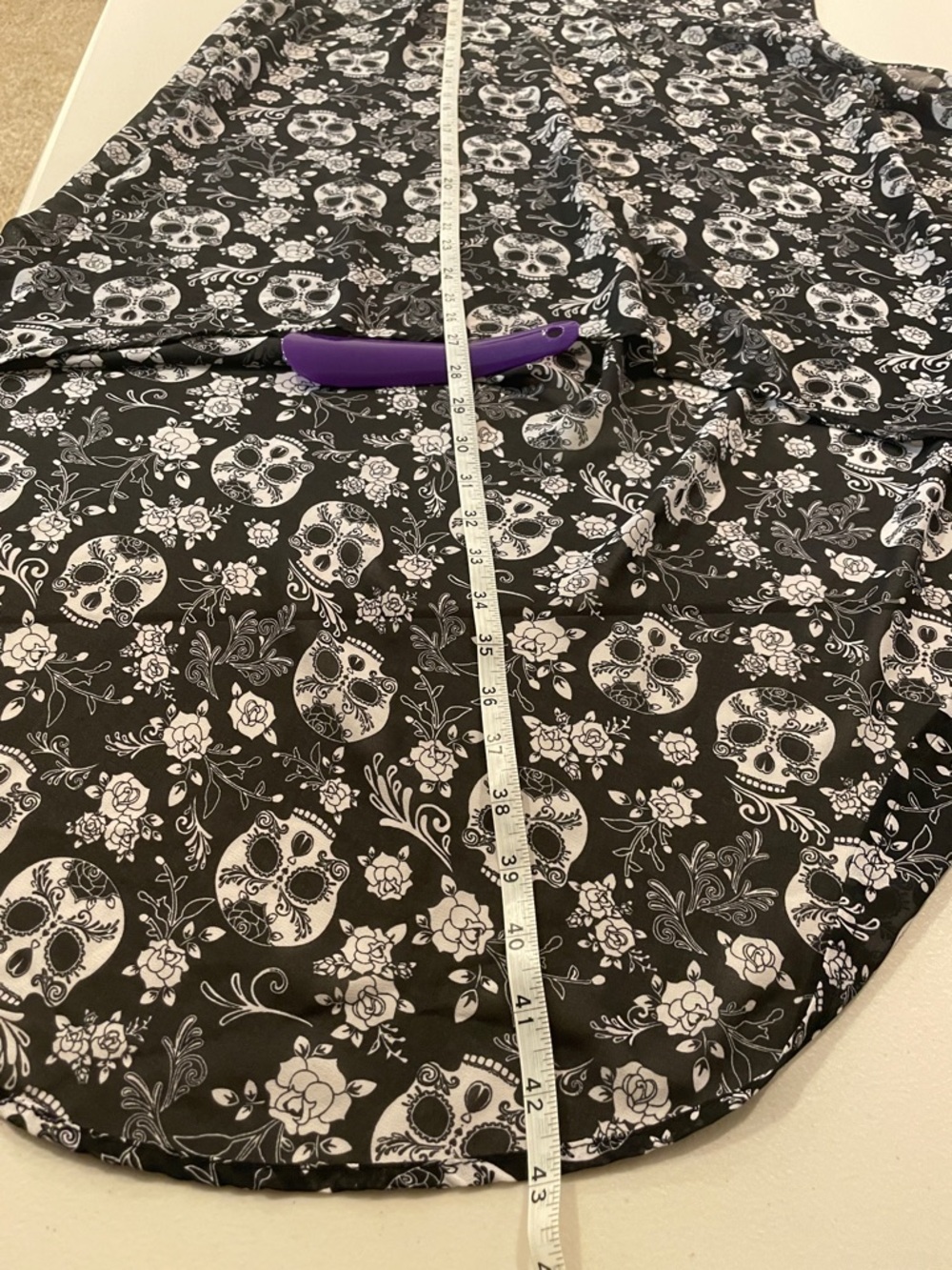 torrid Black & White Sugar Skull high Low Tank - Picture 9 of 10
